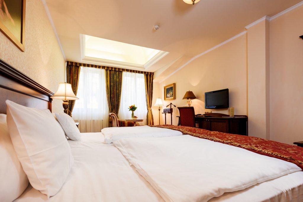 Aqua Marina Hotel 4*